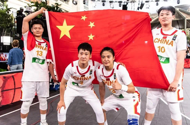  女子篮球联赛崛起，巾帼英雄不让须眉